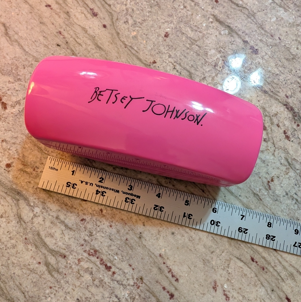 Betsey Johnson Eyeglass Clamshell Hot Pink Case Satin Animal Print Interior